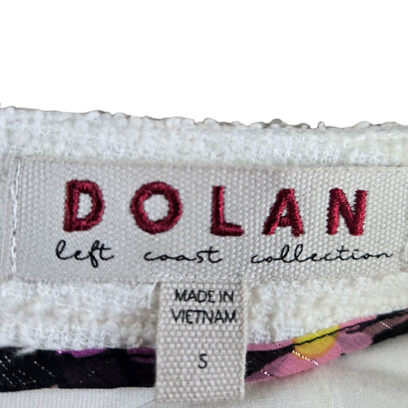 Dolan Left Coast White Textured Embroidered Mini Skirt Size Small Pockets Lined - Picture 5 of 8